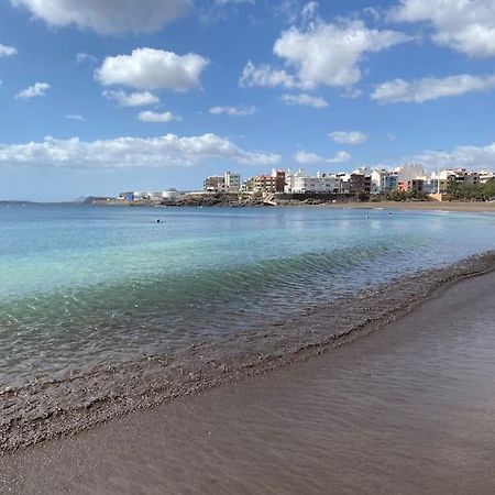 Beachfront Apartment Incl Highspeed Wifi Меленара Екстер'єр фото